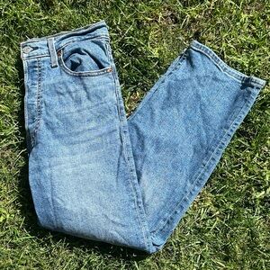 levi’s straight leg jeans